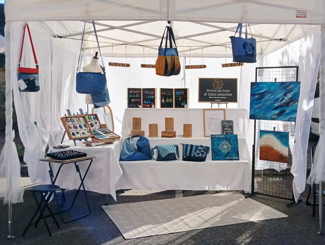 Histoire et valeurs - Stand marché So Lei Histoire et valeurs - Stand marché So Lei